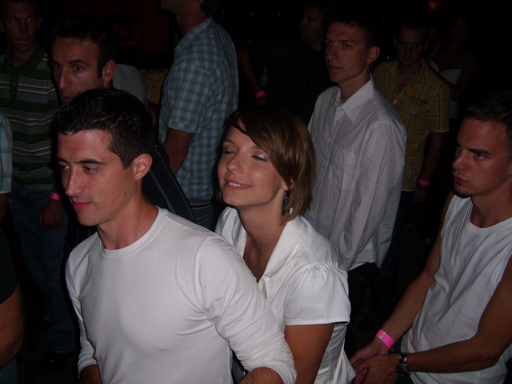 i/Kranj/Absolvent08/07-BlackWhiteParty/absolvent 1943.jpg